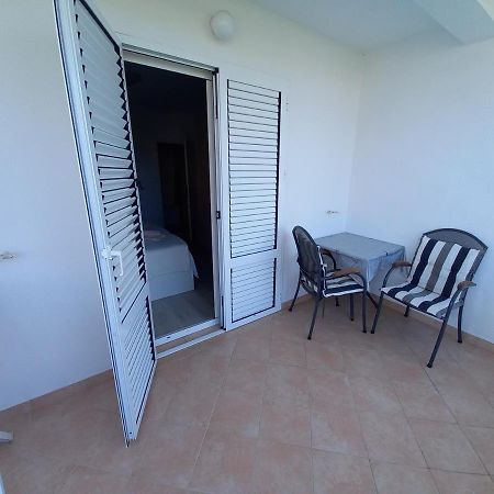 Apartmani Dijana Palit Kültér fotó