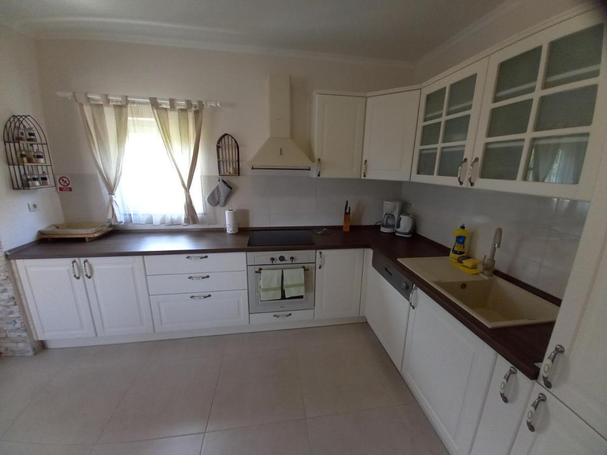 Apartmani Dijana Palit Kültér fotó