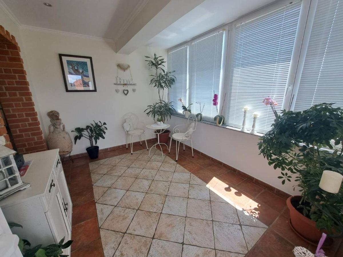 Apartmani Dijana Palit Kültér fotó