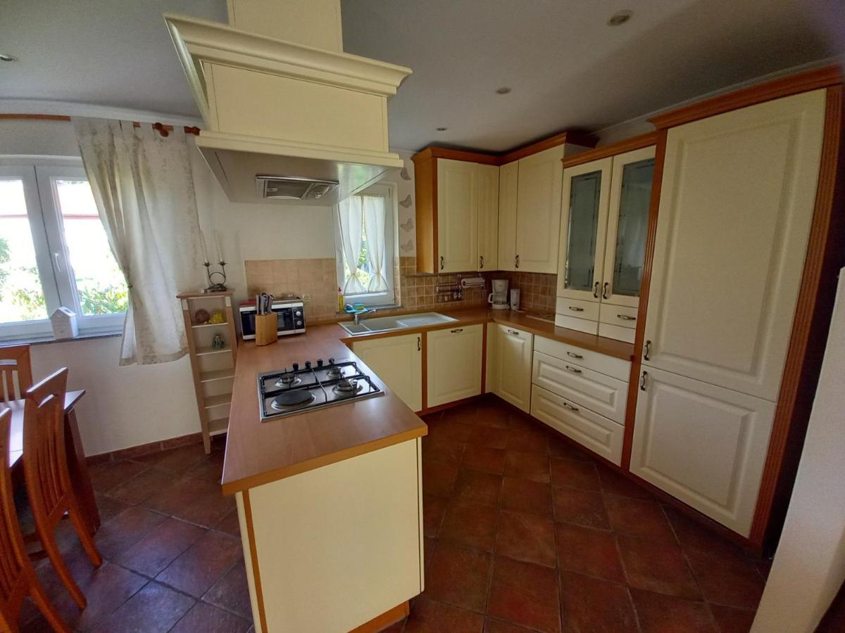 Apartmani Dijana Palit Kültér fotó